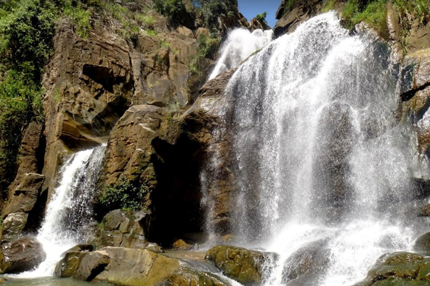 Aradunu falls